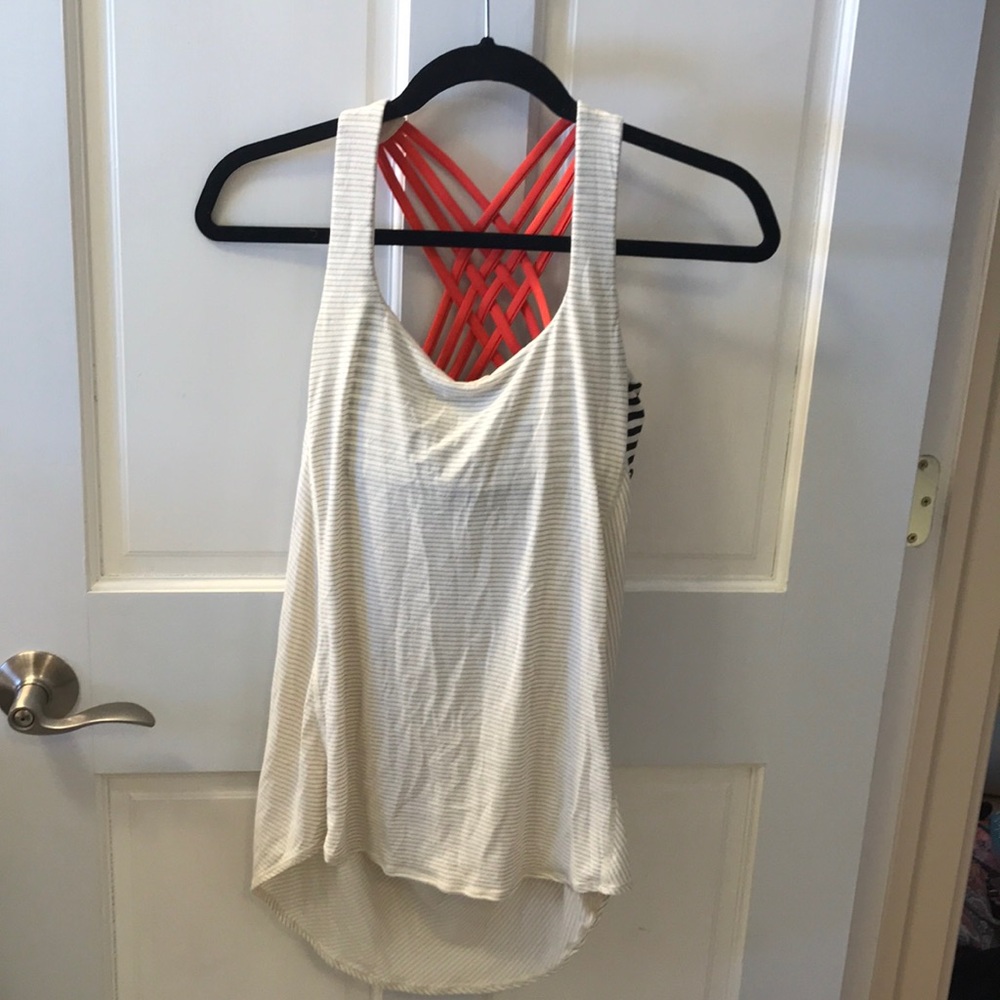 Lululemon Free to be Wild tank size 6